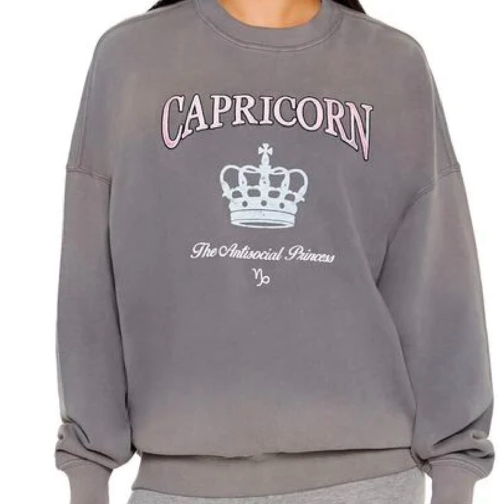 Forever 21 Capricorn Antisocial Princess Pullover Sweatshirt Small NWOT